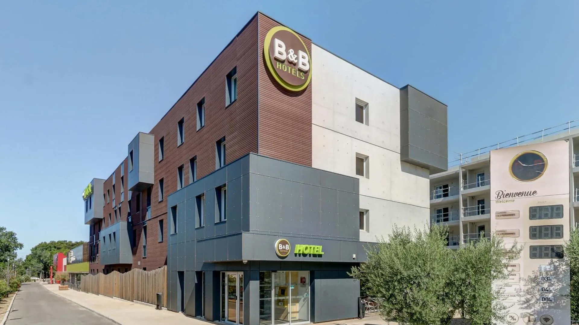 **  B&B Hotel Marseille La Valentine St Menet France