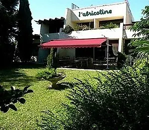 Logis L'abricotine 2* Tain-l'Hermitage