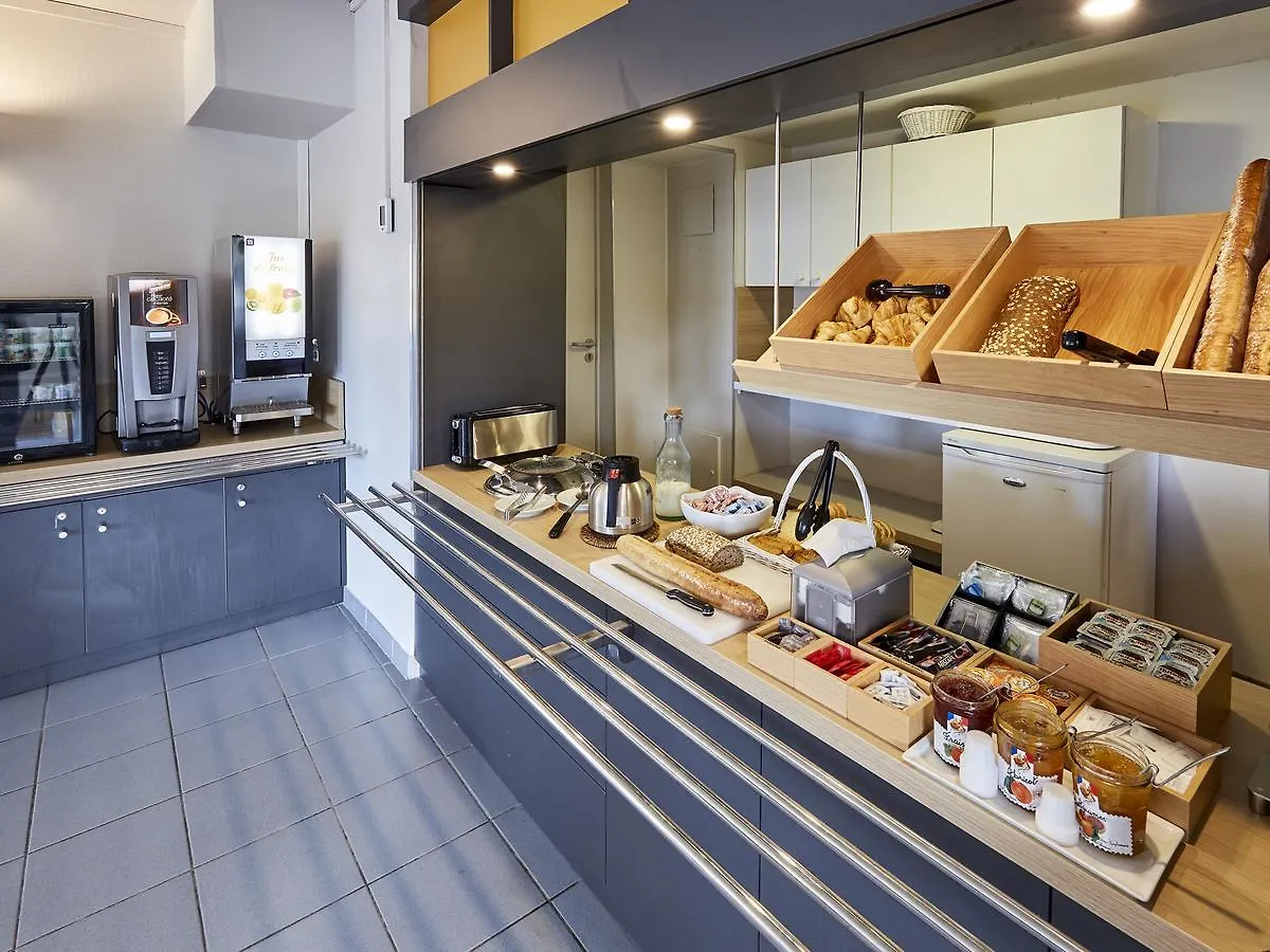 **  B&B Hotel Marseille La Valentine St Menet Francia